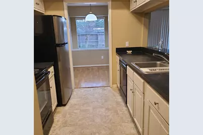14389 Misty Meadow Lane, Houston, TX 77079 - Photo 4