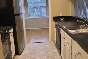 14389 Misty Meadow Ln, Houston, TX 77079 - Photo 4