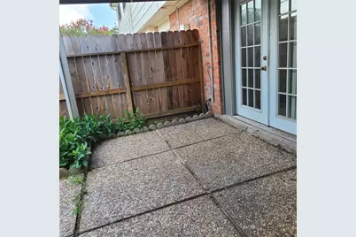 14389 Misty Meadow Lane, Houston, TX 77079 - Photo 18