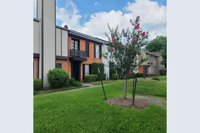 14389 Misty Meadow Lane, Houston, TX 77079 - Photo 2
