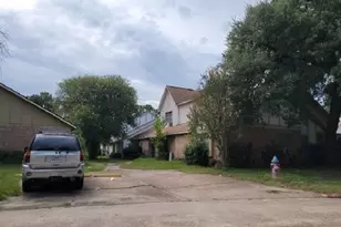 12247 W Village Dr, Houston, TX 77039 - Photo 4