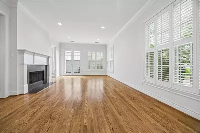 2211 Augusta Drive #25, Houston, TX 77057 - Photo 2