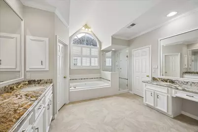 2211 Augusta Drive #25, Houston, TX 77057 - Photo 12