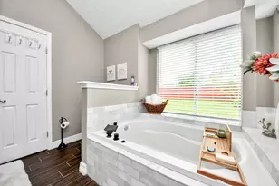 2003 Edinburg Ave, League City, TX 77573 - Photo 26