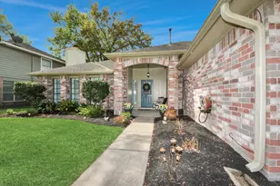 2003 Edinburg Ave, League City, TX 77573 - Photo 14