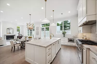 7 Wentworth Gate Path, Houston, TX 77027 - Photo 18