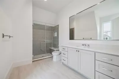 7 Wentworth Gate Path, Houston, TX 77027 - Photo 40