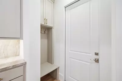 7 Wentworth Gate Path, Houston, TX 77027 - Photo 22