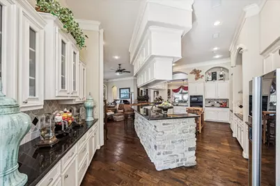 16372 Highway 6, Navasota, TX 77868 - Photo 18