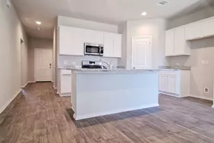 4131 Magliana Ln, Katy, TX 77449 - Photo 6