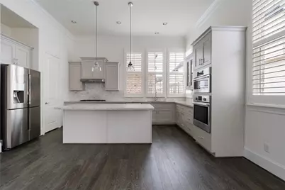 2613 Maxroy Street, Houston, TX 77007 - Photo 6