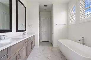 2613 Maxroy St, Houston, TX 77007 - Photo 22