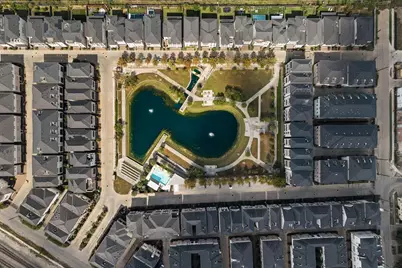 2613 Maxroy Street, Houston, TX 77007 - Photo 38