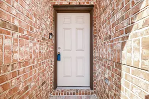 2631 Half Dome Dr, Rosharon, TX 77583 - Photo 4