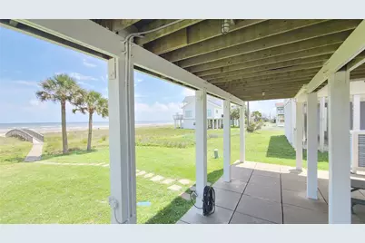 21226 Gulf Drive, Galveston, TX 77554 - Photo 46