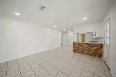 10306 Eddystone Drive, Houston, TX 77043 - Photo 18
