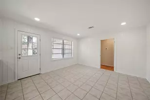 10306 Eddystone Dr, Houston, TX 77043 - Photo 14