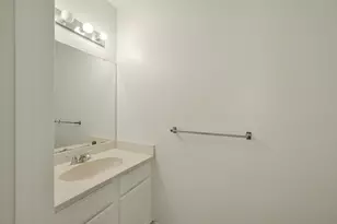 17401 Red Oak Dr, Houston, TX 77090 - Photo 6