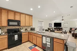 24631 Lakecrest Town Dr, Katy, TX 77493 - Photo 10