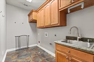6305 Meadow Mist, Orange, TX 77632 - Photo 20