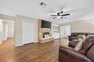5038 Pine Cliff Dr, Houston, TX 77084 - Photo 12