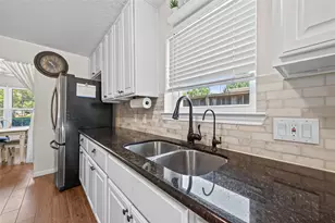 5038 Pine Cliff Dr, Houston, TX 77084 - Photo 18