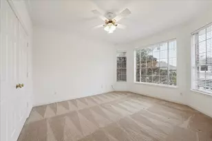 5107 Locust St, Bellaire, TX 77401 - Photo 32