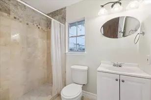 5107 Locust St, Bellaire, TX 77401 - Photo 38