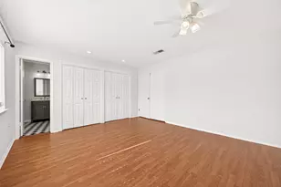 11677 Village Pl Dr, Houston, TX 77077 - Photo 28