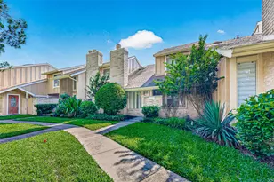11677 Village Pl Dr, Houston, TX 77077 - Photo 2