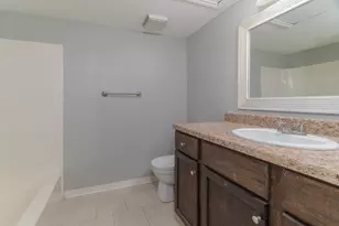 132 April Point Dr N, Conroe, TX 77356 - Photo 18