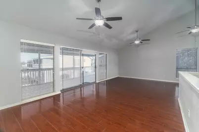 132 April Point Drive N, Conroe, TX 77356 - Photo 20