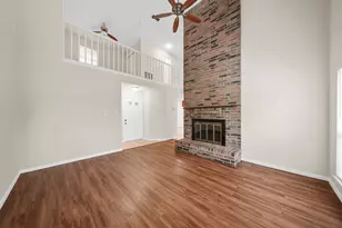 722 Regency Ct, Friendswood, TX 77546 - Photo 8