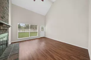 722 Regency Ct, Friendswood, TX 77546 - Photo 6