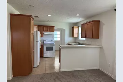 107 Grover Street, Ellinger, TX 78938 - Photo 4