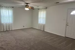 107 Grover St, Ellinger, TX 78938 - Photo 2