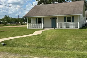 107 Grover St, Ellinger, TX 78938 - Photo 16
