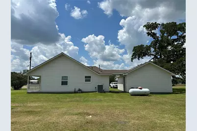 107 Grover Street, Ellinger, TX 78938 - Photo 10