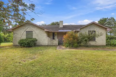 815 County Road 32, Angleton, TX 77515 - Photo 2