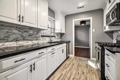 3304 Camellia Avenue, Pasadena, TX 77505 - Photo 18