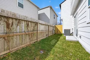 953 Highland Lgt Ln, Houston, TX 77091 - Photo 34