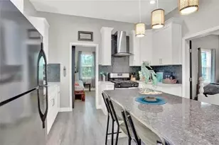 1806 24th St, Galveston, TX 77550 - Photo 2