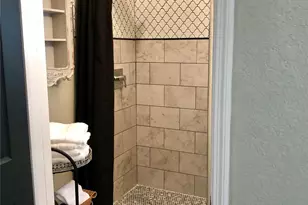 1806 24th St, Galveston, TX 77550 - Photo 8