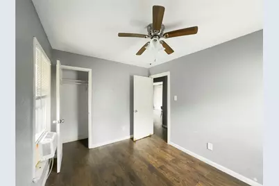 111 Holly Street, Lake Jackson, TX 77566 - Photo 20