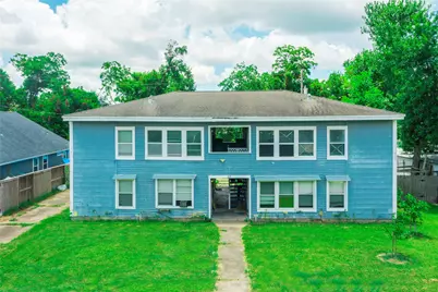 111 Holly Street, Lake Jackson, TX 77566 - Photo 1