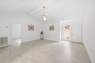 7310 Londres Dr, Houston, TX 77083 - Photo 6
