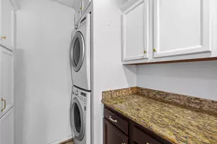 5534 Beverly Hill St, Houston, TX 77056 - Photo 8