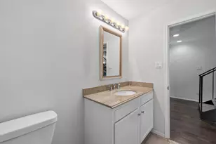 5534 Beverly Hill St, Houston, TX 77056 - Photo 16