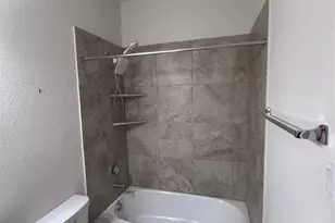 737 Montclair Mist Ln, La Marque, TX 77568 - Photo 12