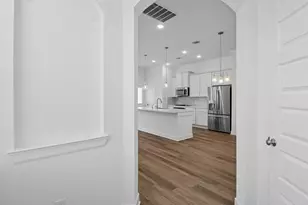 11404 Irish River Dr, Houston, TX 77047 - Photo 8